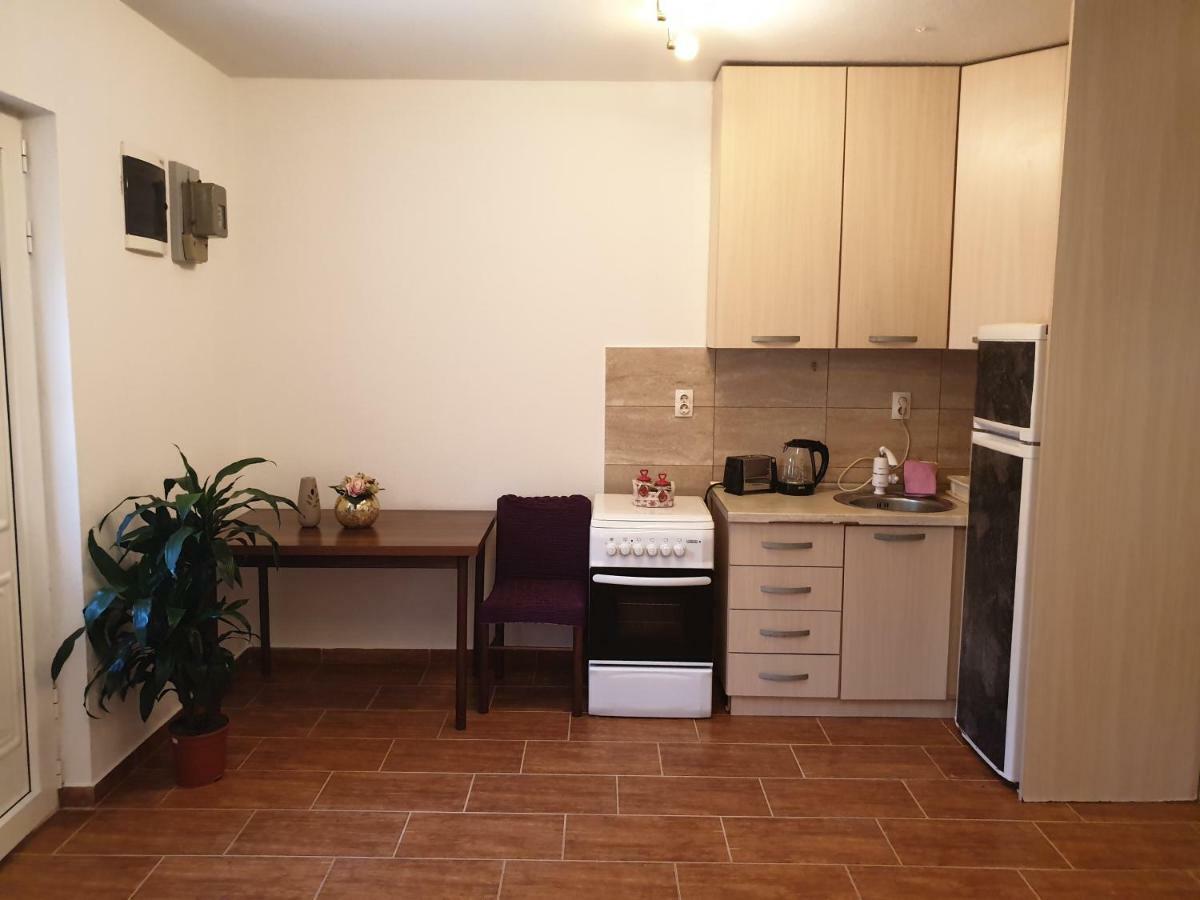 Apartment Aleksandar Kotor Eksteriør bilde