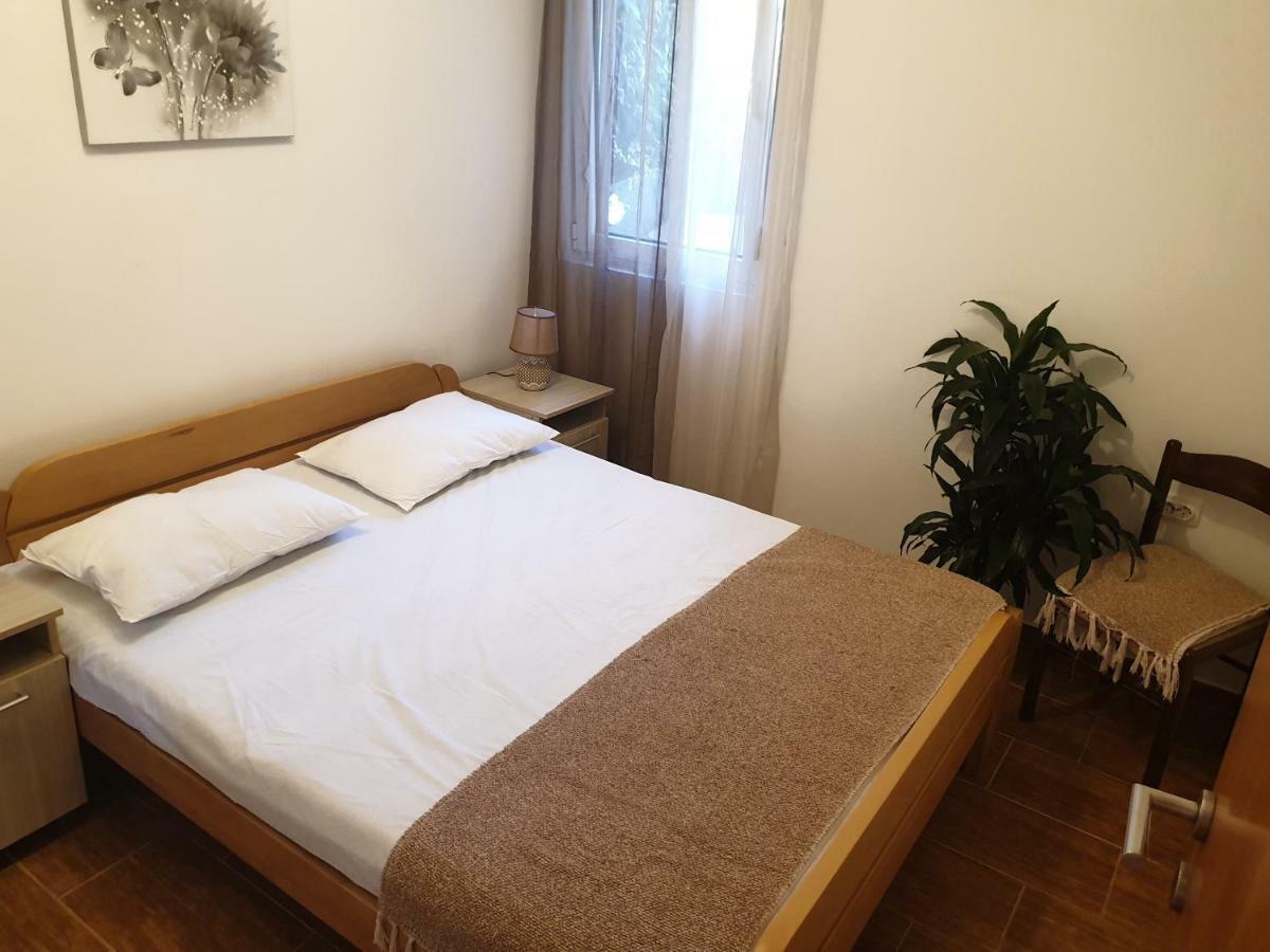 Apartment Aleksandar Kotor Eksteriør bilde
